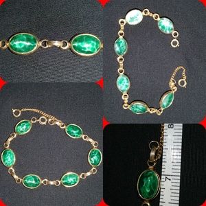 MY MOM'S JEWELRY GREEN CABACHON BRACELET